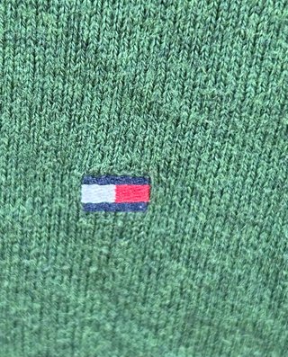 Vendo jersey de Tommy Hilfiger para hombre