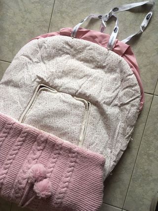 SACO PARA SILLA BEBÉ ROSA de marca UZTURRE