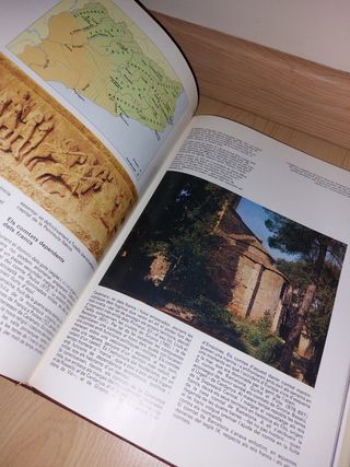 LLIBRE - Què és Catalunya - CATALÀ