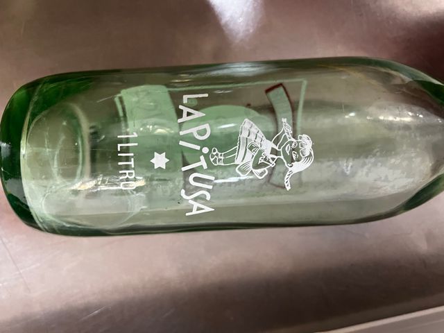 Garrafa de soda La Pitusa
