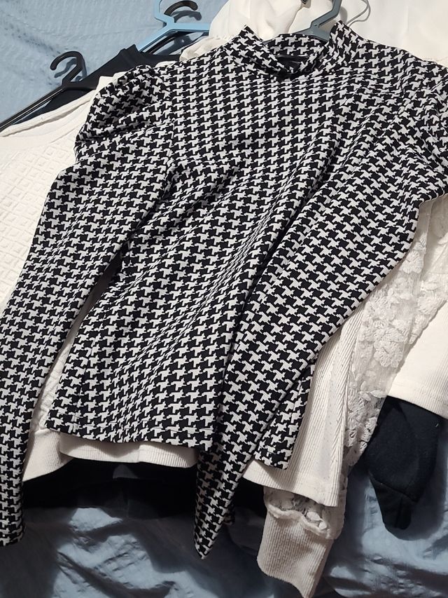 Lote de 100 peças roupa usada