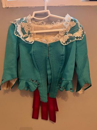 Traje fallera completo.se puede probar .