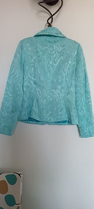 Traje chaqueta y falda