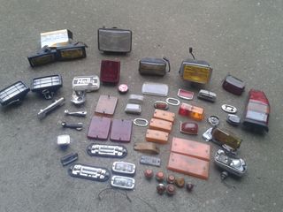 TULIPAS Y FAROS DE COCHE CLASICOS Y MAS ACESORIOS