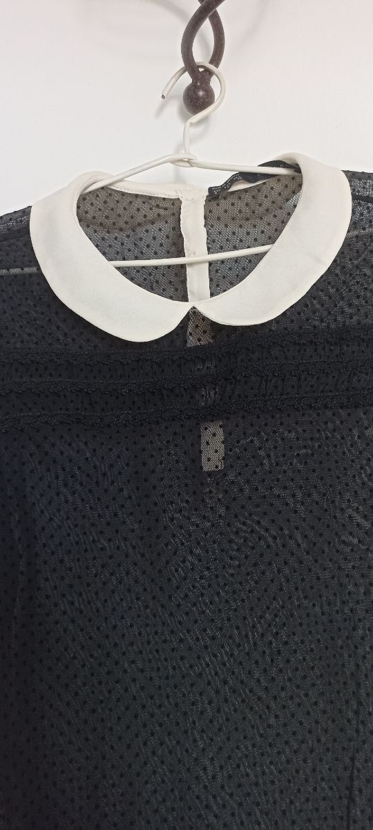 Blusa de Zara con etiqueta