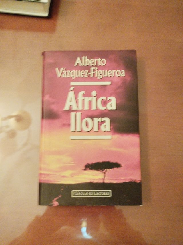 Libro África llora