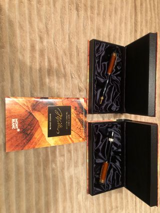JUEGO DE PLUMA Y BOLIGRAFO MONT BLANC