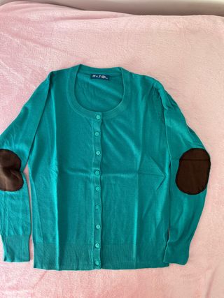 Rebeca cárdigan con coderas