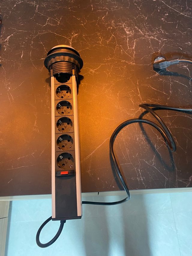 Prese elettriche nascoste