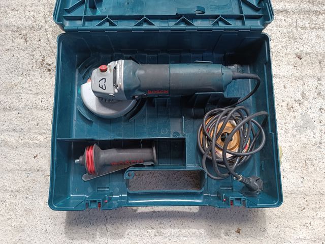 Amoladora Bosch 8-115 PROFESSIONAL