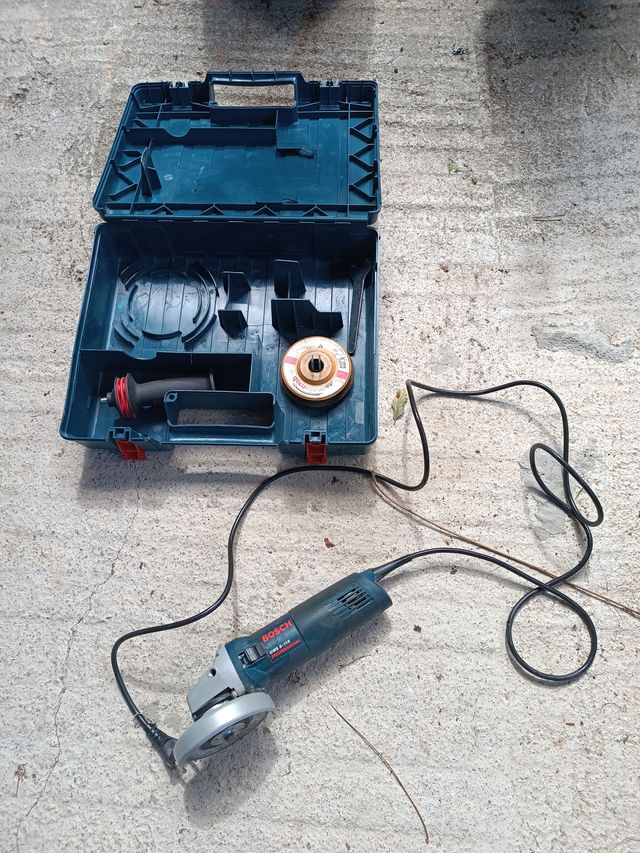 Amoladora Bosch 8-115 PROFESSIONAL