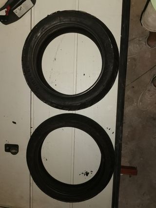 Cubierta neumáticos moto