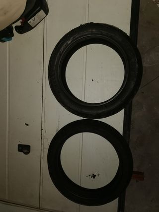 Cubierta neumáticos moto