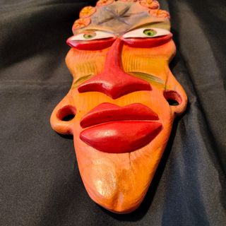 MASCARA ARTE RECICLADO.