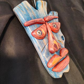 MÁSCARA ARTE RECICLADO .