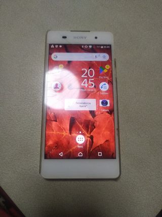 Teléfono Sony Xperia blanco