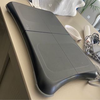 NINTENDO WII CONSOLE e BALANCE BOARD