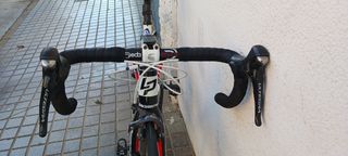 Bicicleta de carretera Lapierre.