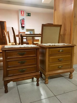 Mesillas madera maciza