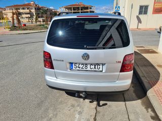 Volkswagen Touran 2005