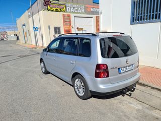 Volkswagen Touran 2005