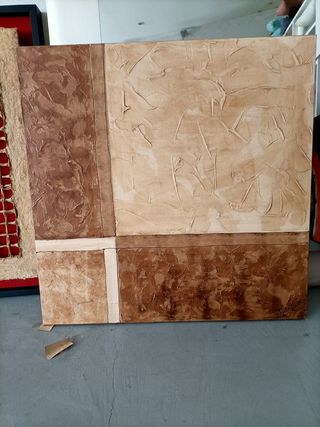 Quadro pintado à mão castanho e beje