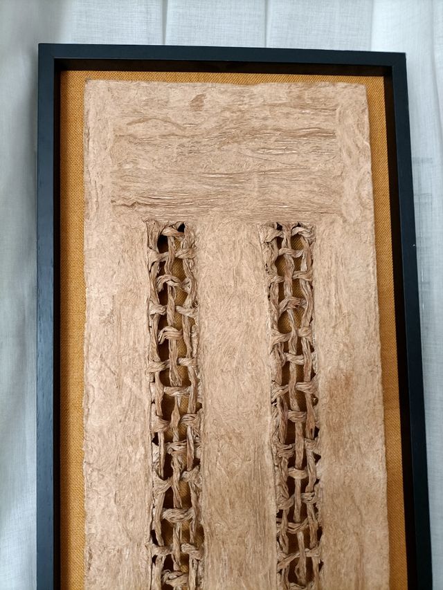 Quadro com moldura madeira