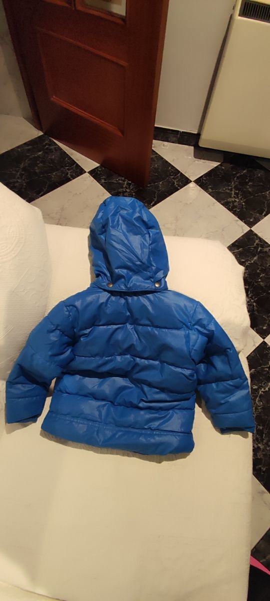 Vuelta al cole.Cazadora de niños Cazadora de la ta