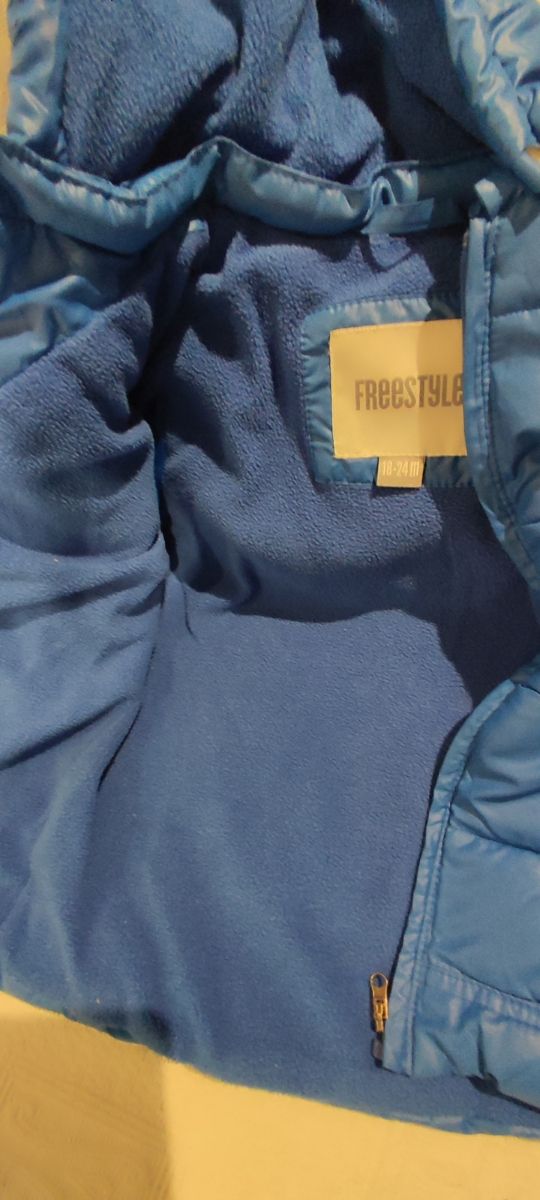 Vuelta al cole.Cazadora de niños Cazadora de la ta