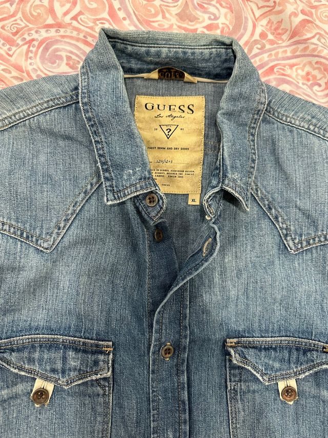 camisa vaquera marca GUESS