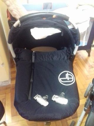 Conjunto carrito tres piezas marca Jané.