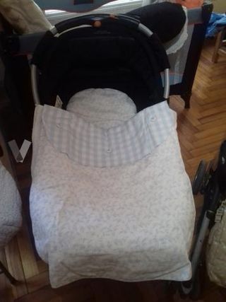 Conjunto carrito tres piezas marca Jané.