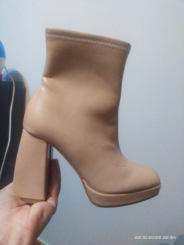 Botin talla 38