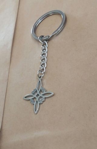 LLAVERO de acero Nudo de bruja