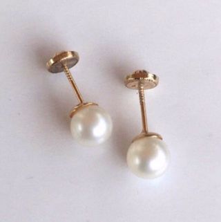 Pendientes Perla cultivada 5 mm. Oro 18k