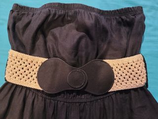 Vestido negro sin tirantes