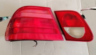 Pilotos traseros mercedes clase E 1996