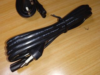 Cable de corriente AC 220v MONACOR.
