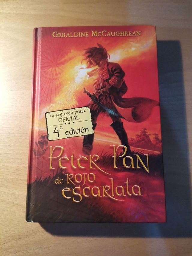 Libro Peter Pan de rojo escarlata