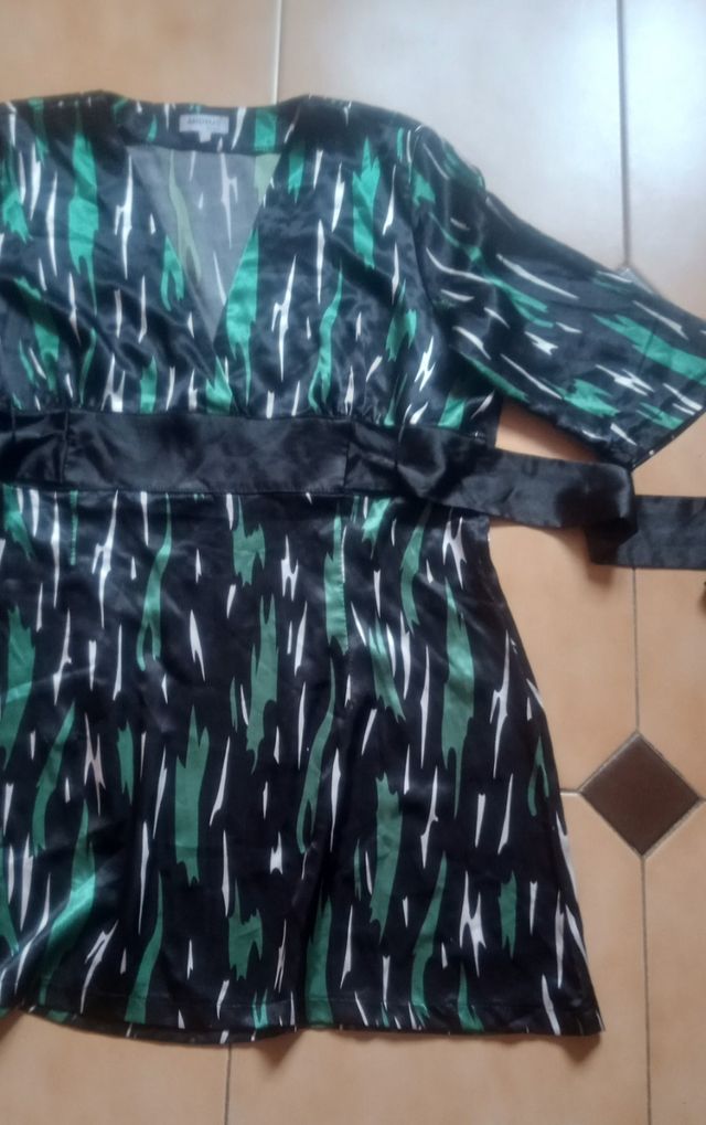 Vestido de manga francesa