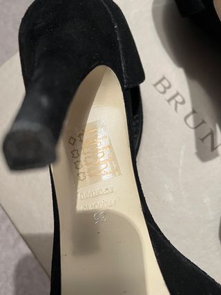 sandalias terciopelo tacón alto