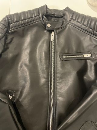 cazadora polipiel motera, negra hombre tall L