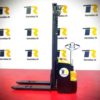 APILADOR CAT 1200 KG