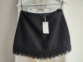 Preciosa falda con borlas para nochevieja mango