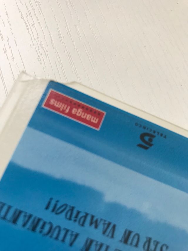 Cinta video VHS El pequeño vampiro