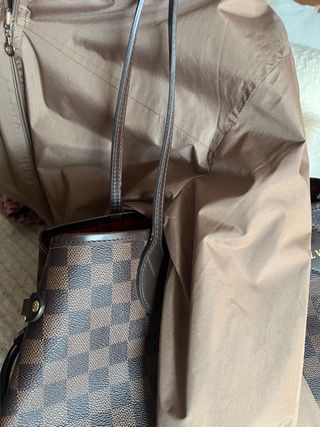 chubasquero marron 