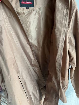 chubasquero marron 
