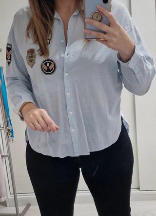 Camisa azul parches oversize Zara