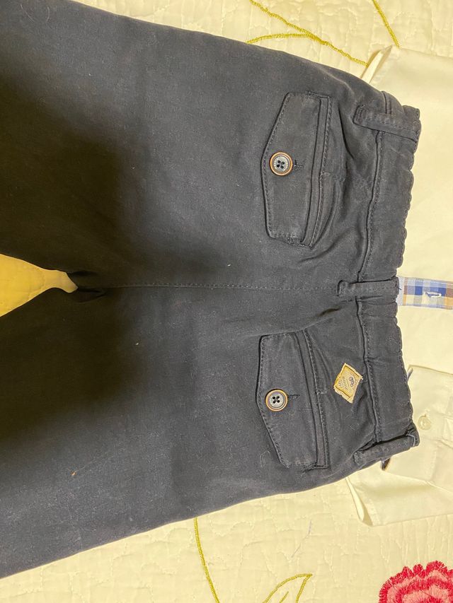 pantalon y camisa