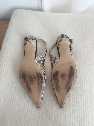 Zapatos animal print destalonados 39